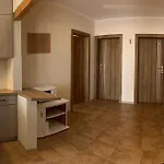 Δωμάτια σε οικογενειακή κατοικία Goscinne 